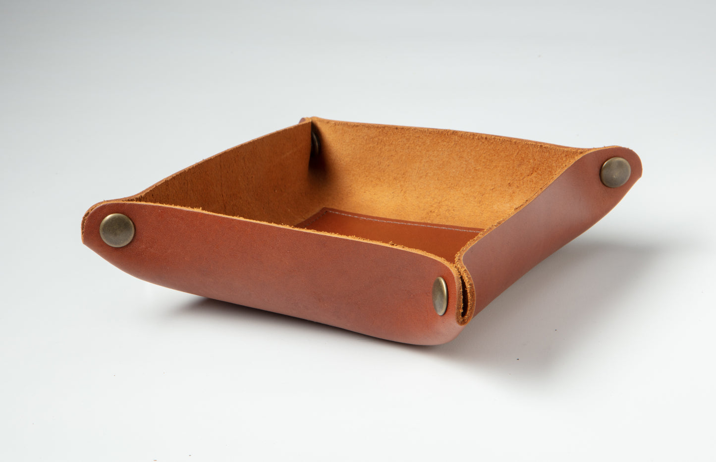 Medium Valet Tray in Chestnut